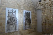 В рамках Фестиваля Насими во Дворце Ширваншахов открылась выставка İrfani sirlər (ФОТО)
