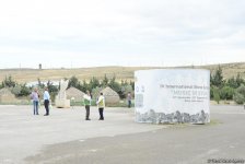 В рамках Фестиваля Насими представлены скульптуры участников Международного симпозиума "Песнь в камне" (ФОТО)