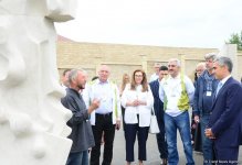 В рамках Фестиваля Насими представлены скульптуры участников Международного симпозиума "Песнь в камне" (ФОТО)