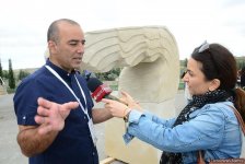 В рамках Фестиваля Насими представлены скульптуры участников Международного симпозиума "Песнь в камне" (ФОТО)