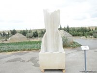 В рамках Фестиваля Насими представлены скульптуры участников Международного симпозиума "Песнь в камне" (ФОТО)