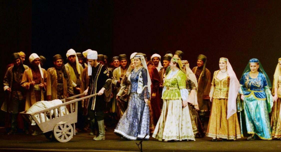 Такого еще не было! Потрясающая премьера грандиозной оперы "Мехсети" с 3D оформлением в Баку (ВИДЕО, ФОТО)