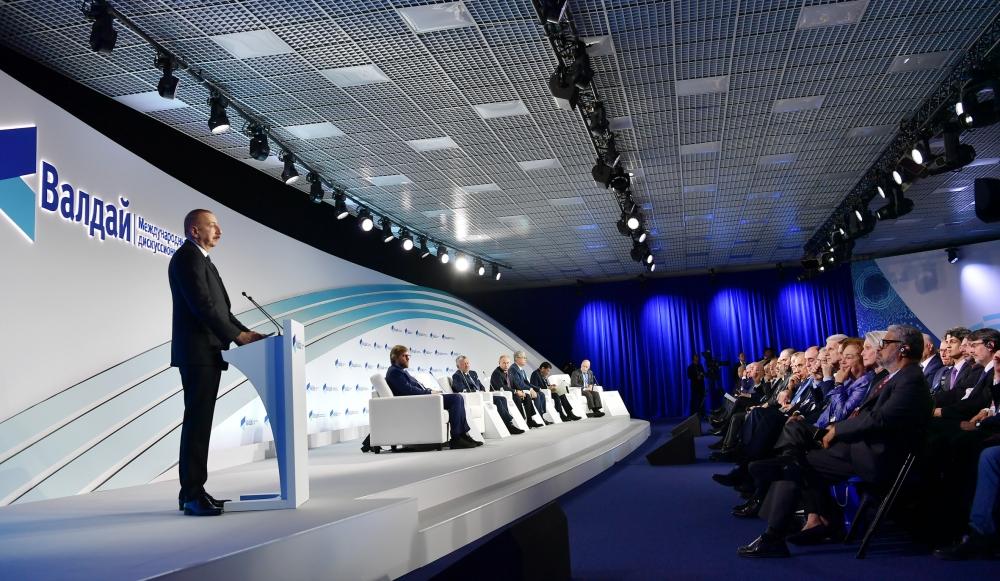 Azerbaijani president attends plenary session of 16th Annual Meeting of Valdai International Discussion Club (PHOTO)