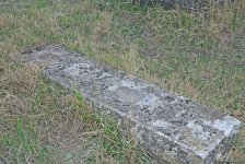 Птицы пьют воду с древних надгробий – удивительное кладбище в Шамахы (ФОТО)