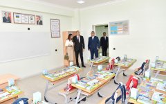 Президент Ильхам Алиев и Первая леди Мехрибан Алиева приняли участие в открытии жилого комплекса «Гобу Парк-2» для вынужденных переселенцев (ФОТО)