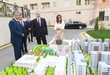 Президент Ильхам Алиев и Первая леди Мехрибан Алиева приняли участие в открытии жилого комплекса «Гобу Парк-2» для вынужденных переселенцев (ФОТО)