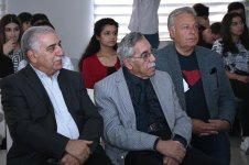 Параллельные миры в Баку, или Легенда о мифической принцессе (ФОТО)