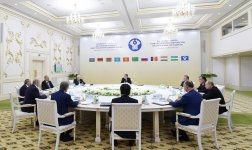 Президент Ильхам Алиев принял участие в заседании Совета глав государств СНГ в узком составе в Ашгабаде (ФОТО)