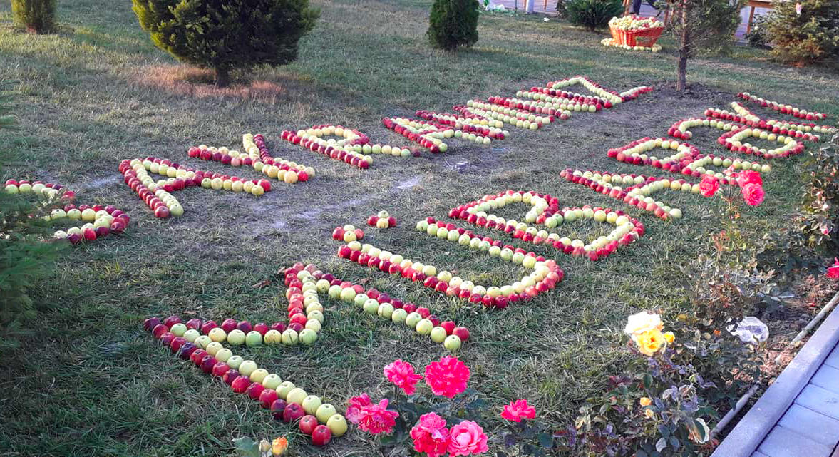 В Губе проходит Праздник яблок - более 100 сортов, самые-самые… (ФОТО/ВИДЕО)