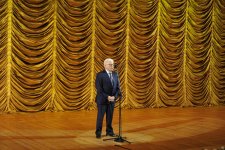 Дни России в Азербайджане. А какие девушки плывут, словно лебедушки, по сцене! (ФОТО)