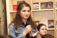 Азербайджанский писатель призвал правильно выбирать профессию для успешной жизни   (ФОТО)