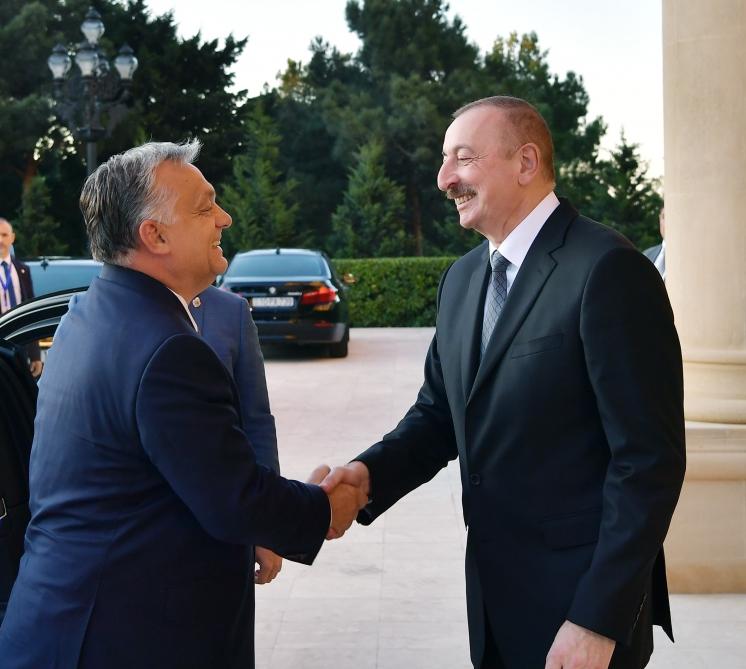 Президент Ильхам Алиев встретился с премьер-министром Венгрии Виктором Орбаном (ФОТО)