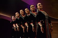 Дни России в Азербайджане. А какие девушки плывут, словно лебедушки, по сцене! (ФОТО)