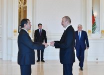 Президент Ильхам Алиев принял верительные грамоты нового посла Казахстана (ФОТО)