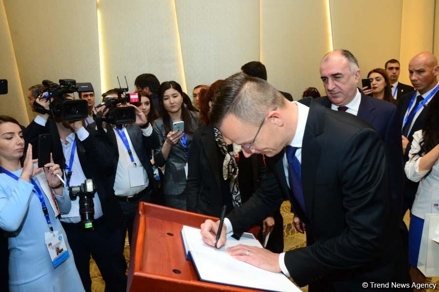 Meeting of FMs of Turkic Council states underway in Baku (PHOTO)