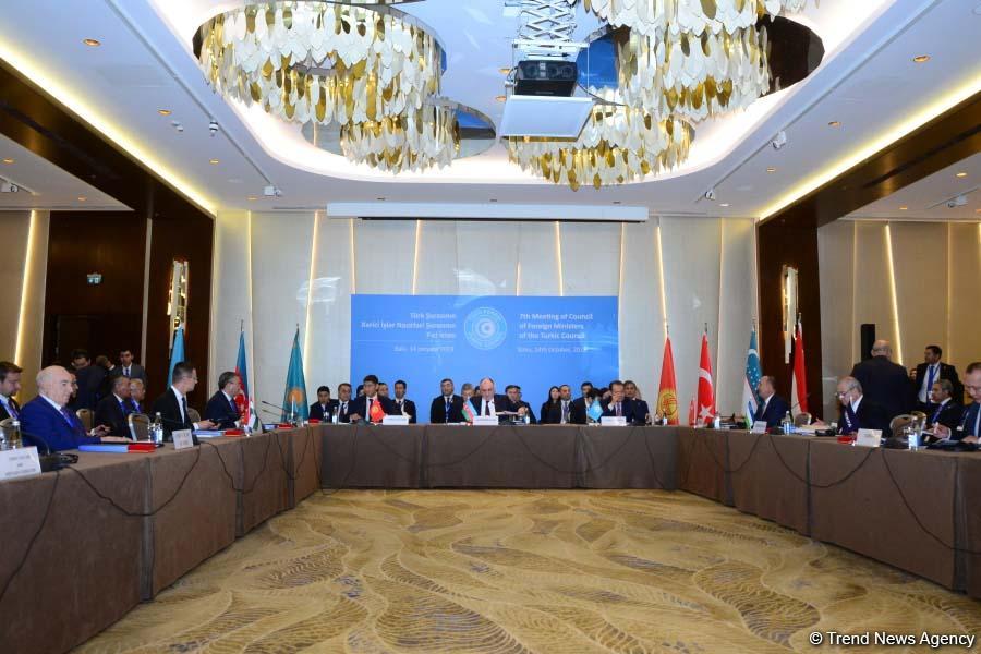 Meeting of FMs of Turkic Council states underway in Baku (PHOTO)