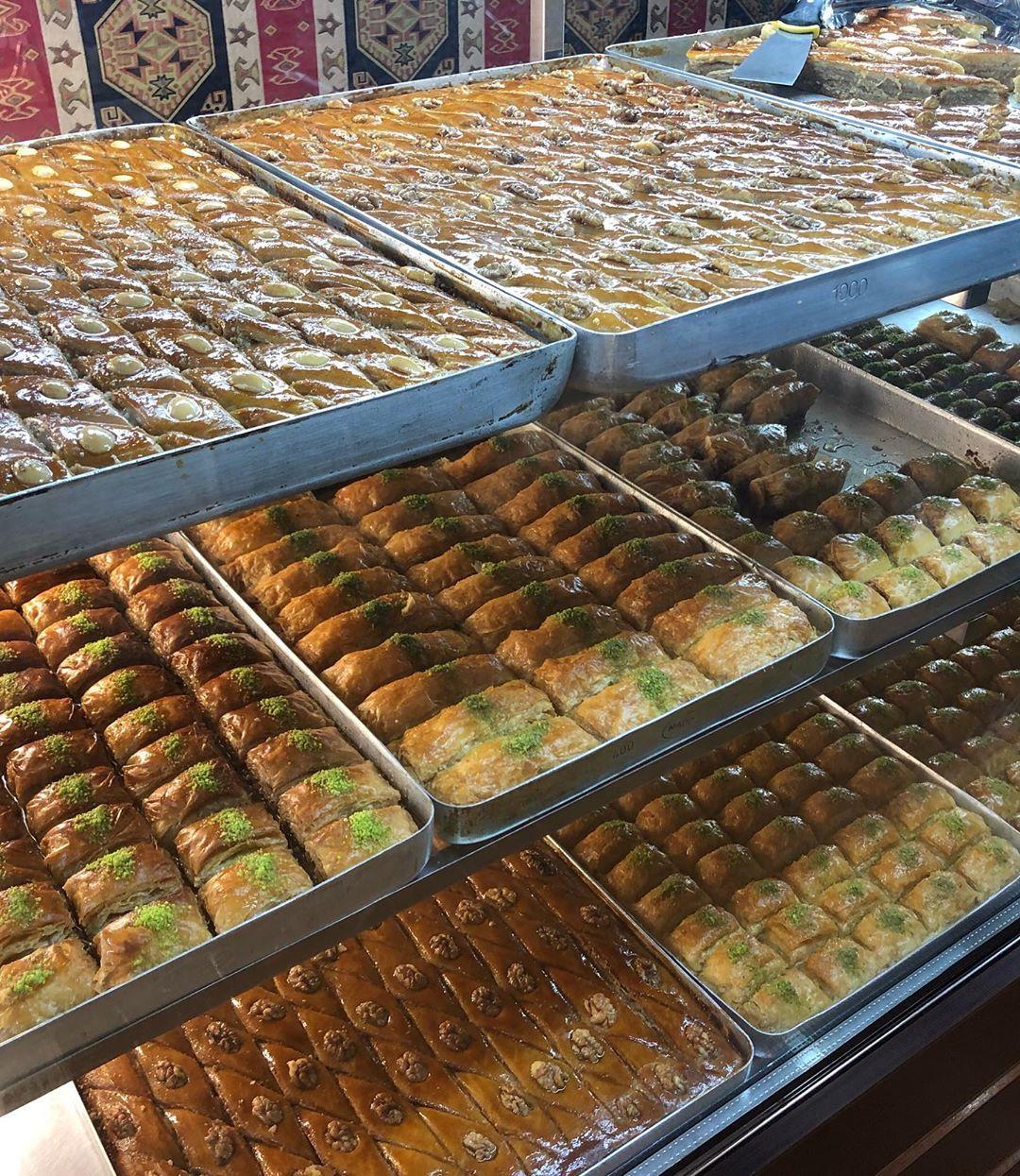 Здесь красиво, тепло, вкусно – российские актеры о Баку (ФОТО)