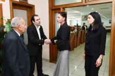 Первый вице-президент Мехрибан Алиева приняла участие в церемонии поминовения видного ученого Васима Мамедалиева (ФОТО)