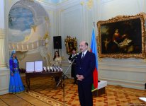 В Баку состоялась торжественная церемония награждения деятелей культуры (ФОТО)