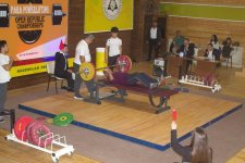 Определились победители открытого чемпионата Азербайджана по пауэрлифтингу (ФОТО)