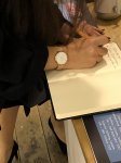"Нефтяные скважины" азербайджанки в Великобритании (ФОТО)