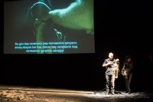 Последний бастион сопротивления в Баку - живые картины возникают и разрушаются (ФОТО)