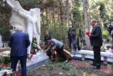 В Баку почтили память Муслима Магомаева - прошло 11 лет со дня смерти…(ФОТО)