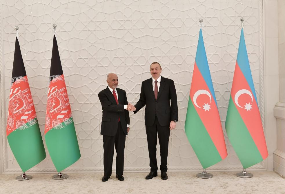 President Ilham Aliyev meets Afghan President Mohammad Ashraf Ghani (PHOTO)