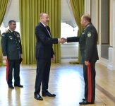 President Aliyev receives participants of CIS Council of Defense Ministers meeting (PHOTO)