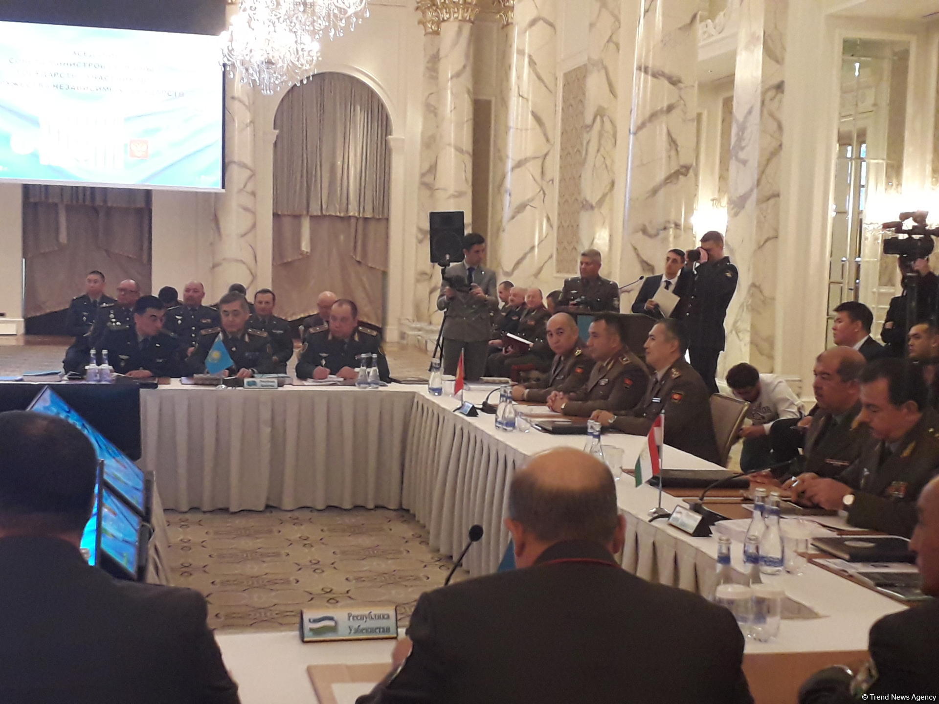 Meeting of Council of Defense Ministers of CIS member states kicks off in Baku (PHOTO)