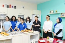 Мехрибан Алиева подарила нам веру в лучшее будущее для наших детей - репортаж из Центра реабилитации для детей с синдромом аутизма (ВИДЕО, ФОТО)