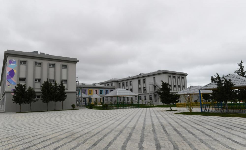 Забота государства вдохновляет нас еще больше работать на благо Азербайджана и наших детей - репортаж из школы-интерната номер 10 в Баку (ВИДЕО, ФОТО) 