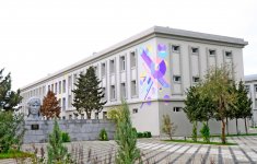 Забота государства вдохновляет нас еще больше работать на благо Азербайджана и наших детей - репортаж из школы-интерната номер 10 в Баку (ВИДЕО, ФОТО) 