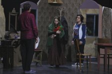 Противостояние двух миров в Баку: светская львица или домохозяйка (ФОТО)
