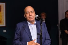 В Берлине прошла торжественная презентация "Полного собрания сочинений" Мирзы Шафи Вазеха (ФОТО)