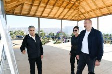 Президент Ильхам Алиев и Первая леди Мехрибан Алиева приняли участие в акции по посадке деревьев в Хатаинском районе Баку (ФОТО) (версия 2)