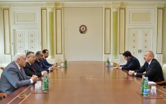 Президент Ильхам Алиев принял делегацию во главе с первым заместителем председателя Палаты представителей Египта (ФОТО)