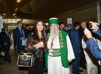 Президент Ильхам Алиев и Первая леди Мехрибан Алиева приняли участие во II Саммите мировых религиозных лидеров в Баку (ФОТО)