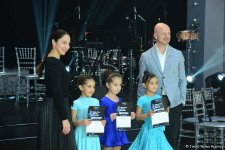 Впервые в Баку проходит "Танцующие бриллианты" -  шоу драгоценностей, праздник роскоши и красоты (ФОТО)