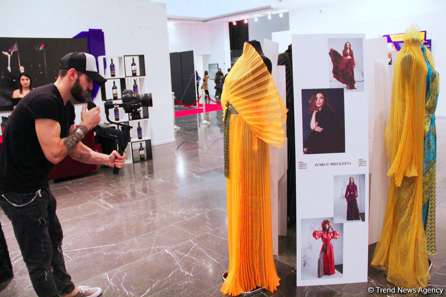 Открытие Baku Fashion Expo 2019 – оригинальный эксперимент и закулисье модного мира (ФОТО)