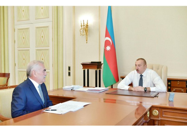 Azerbaijani president receives head of Supreme Majlis of Nakhchivan Autonomous Republic (PHOTO)