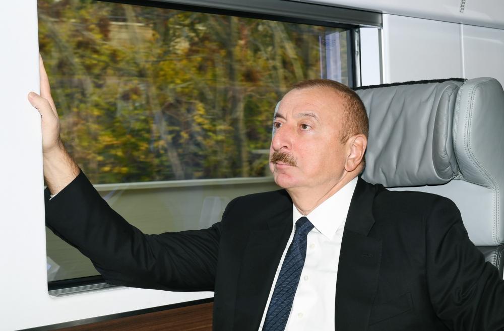 Президент Ильхам Алиев принял участие в открытии железнодорожной станции "Пиршаги" (ФОТО) (версия 3)