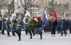 Первый вице-президент Мехрибан Алиева посетила могилу неизвестного солдата в Москве (ФОТО)