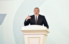 Президент Ильхам Алиев принял участие в мероприятии, посвященном 70-летию Сумгайыта (ФОТО) (версия 2)