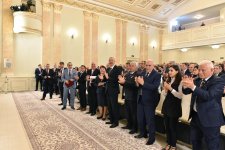 Президент Ильхам Алиев принял участие в мероприятии, посвященном 70-летию Сумгайыта (ФОТО) (версия 2)