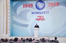 Президент Ильхам Алиев принял участие в мероприятии, посвященном 70-летию Сумгайыта (ФОТО) (версия 2)