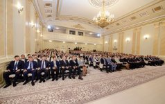 Президент Ильхам Алиев принял участие в мероприятии, посвященном 70-летию Сумгайыта (ФОТО) (версия 2)