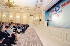 Президент Ильхам Алиев принял участие в мероприятии, посвященном 70-летию Сумгайыта (ФОТО) (версия 2)