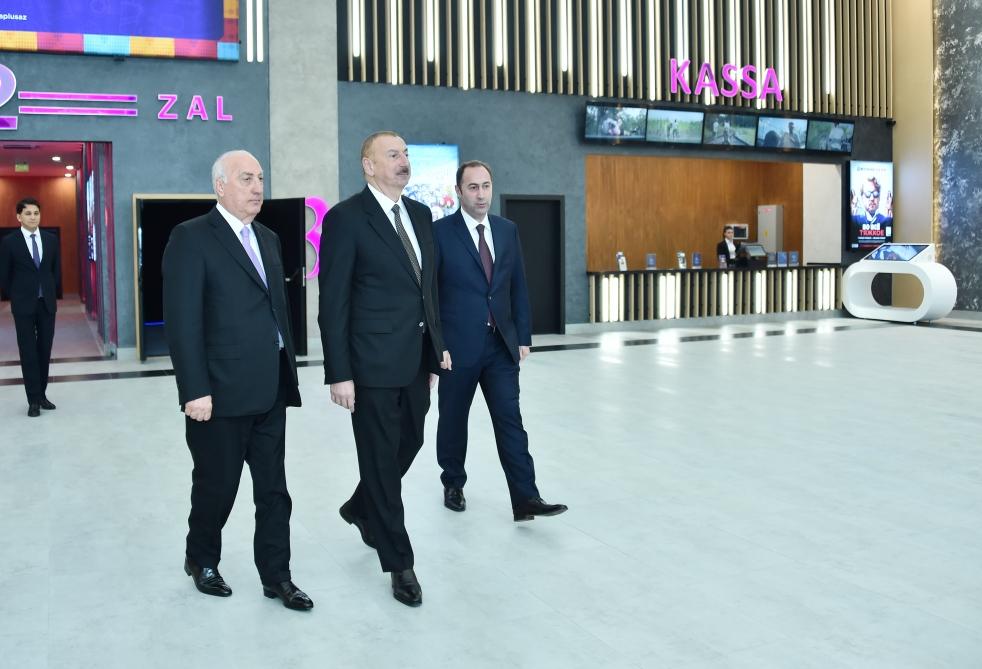 Президент Ильхам Алиев принял участие в открытии нового здания кинотеатра "Низами" в Сумгайыте (ФОТО) (версия 2)