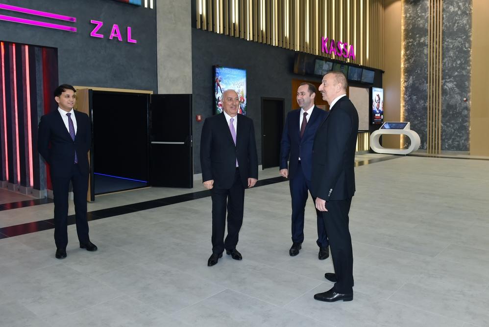 Президент Ильхам Алиев принял участие в открытии нового здания кинотеатра "Низами" в Сумгайыте (ФОТО) (версия 2)